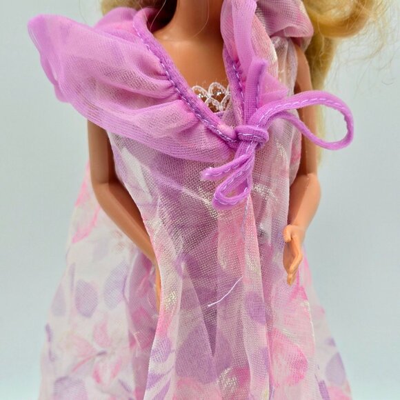 1984 Dreamtime Barbie Doll 9180 Original Gown And Robe Superstar Mattel Read - Picture 3 of 16